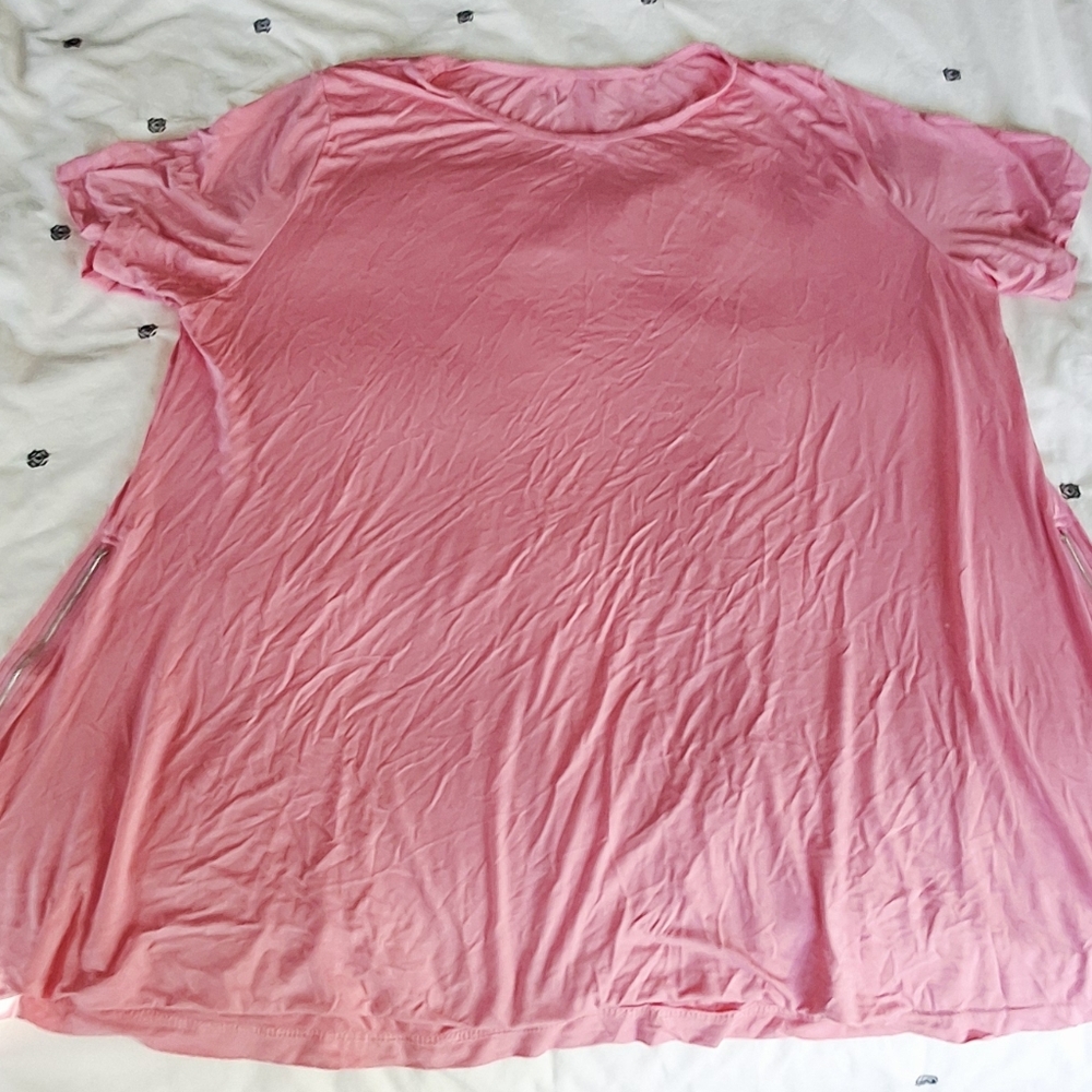 Pink Short Sleeve Tunic with Gold Zipper Detail on Sides, 3XL